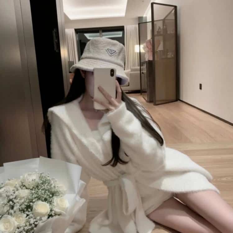 浪漫爱情：巴黎夜空下的誓言